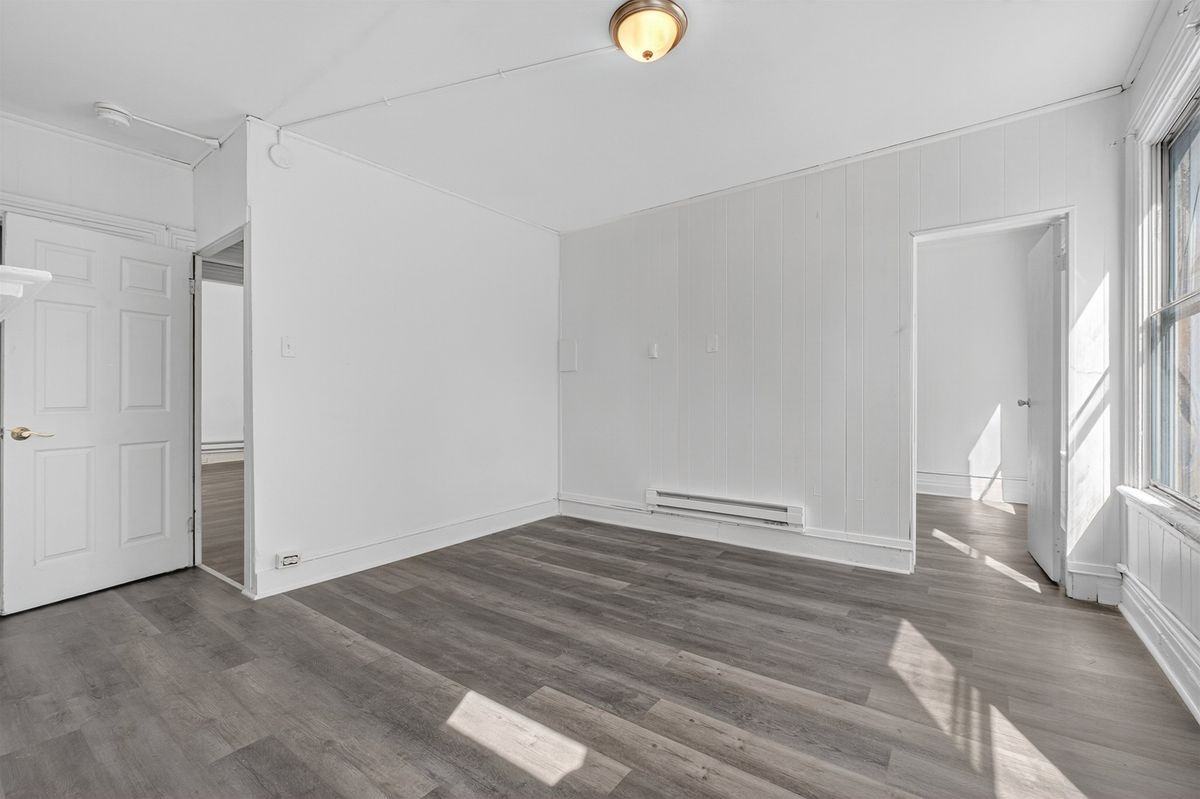 49 S Hamilton St ##2 - Photo 6 of 6