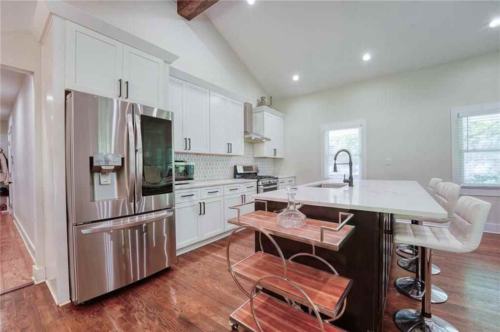 3076 Mccully Dr Ne - Photo 7 of 28