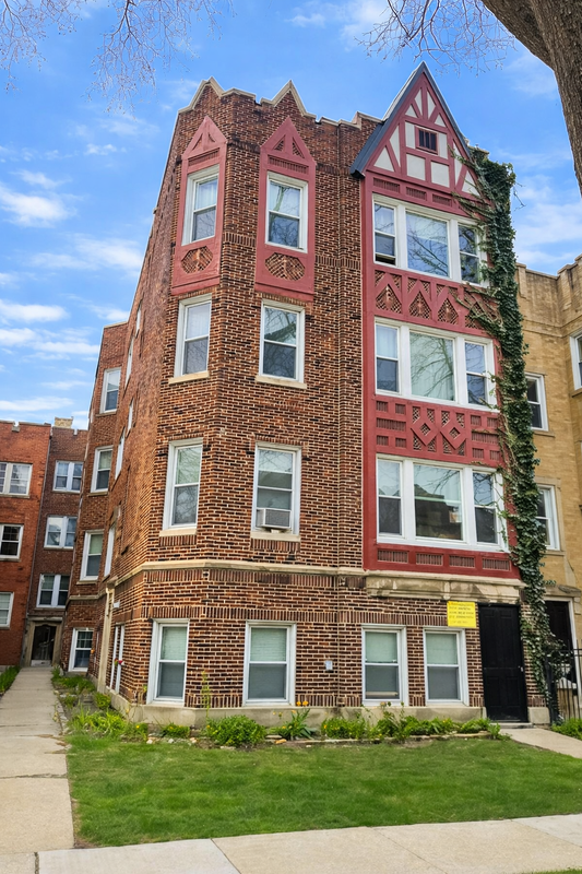 2044 W Farragut Ave ##2c