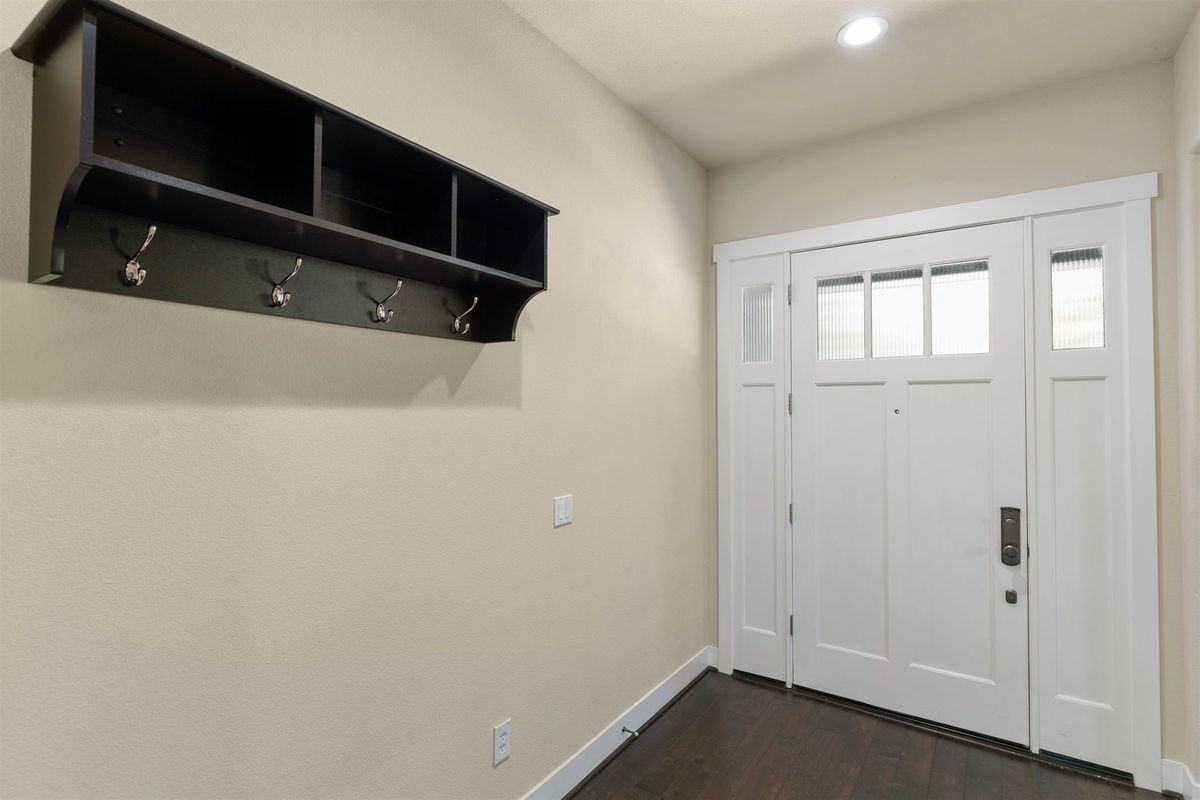 2795 Cooper Cir - Photo 5 of 50