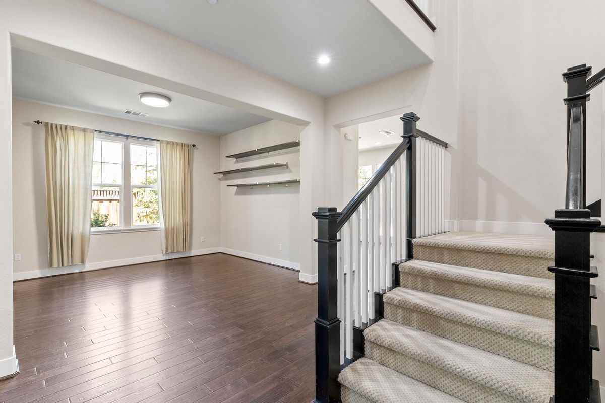 2795 Cooper Cir - Photo 7 of 50