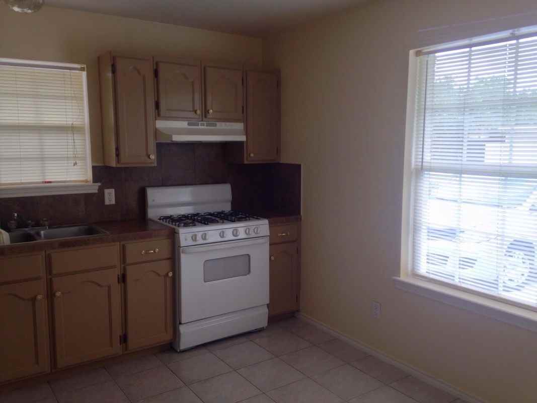 416 Prescott Loop - Photo 5 of 10