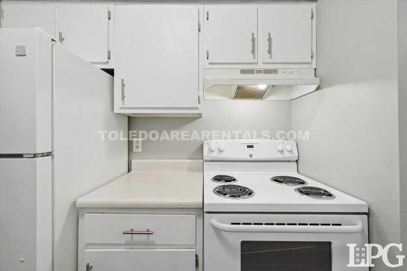 6020 Secor Rd #1 - Photo 3 of 27