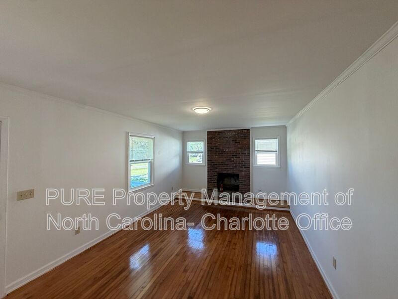 7201 Gilead Rd - Photo 5 of 47