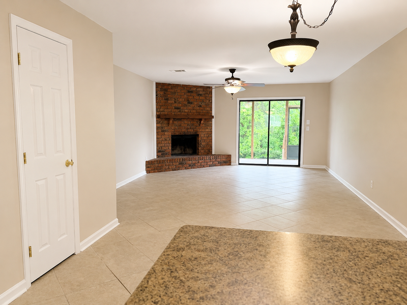 3207 Shamrock E #18 - Photo 5 of 14