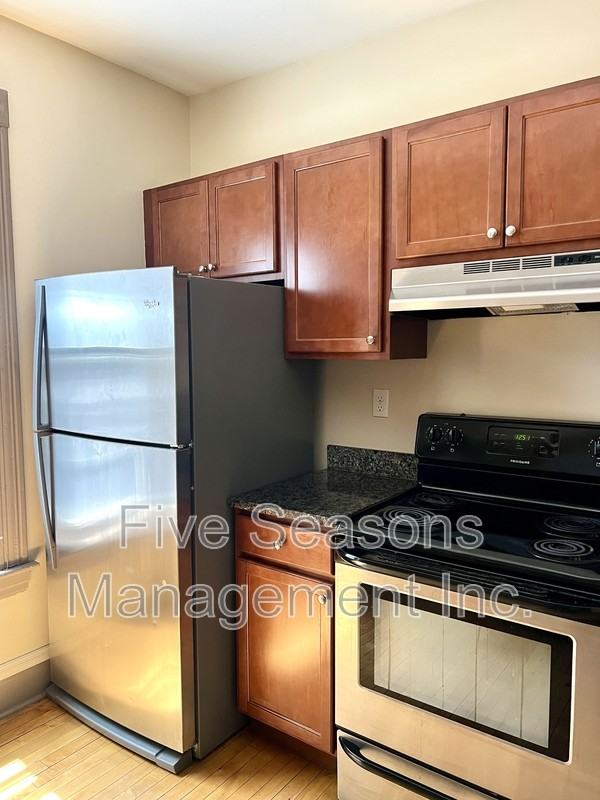 76 N Union St - Photo 7 of 22