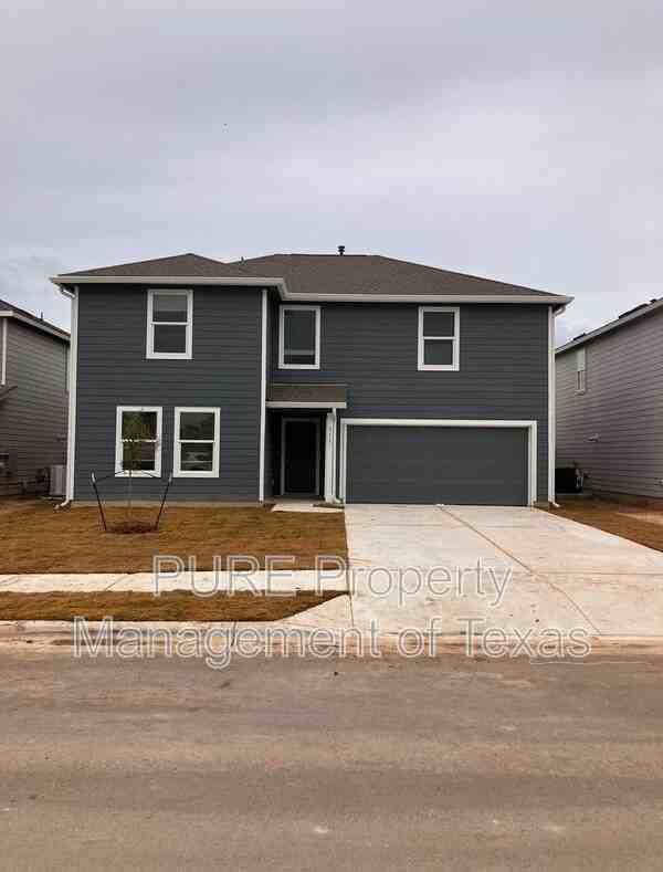 313 Stratus Ln