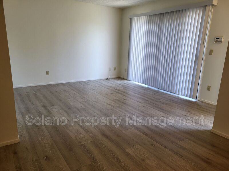 818 E Tabor Ave #8 - Photo 5 of 27