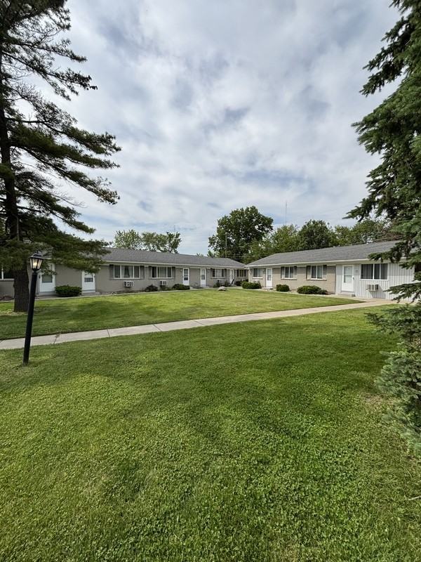 5046 Northfield Dr