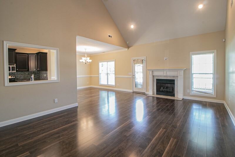 809 Carousel Ct - Photo 2 of 28