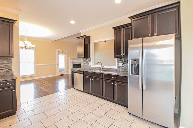 809 Carousel Ct - Photo 7 of 28