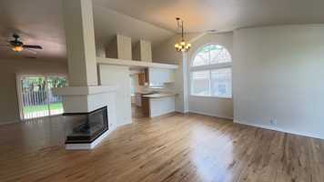 featured image of 1652 Inverness Dr