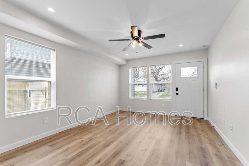 3449 E 26th St - Photo 5 of 13