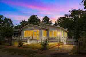 featured image of 1149 15th St Sw
