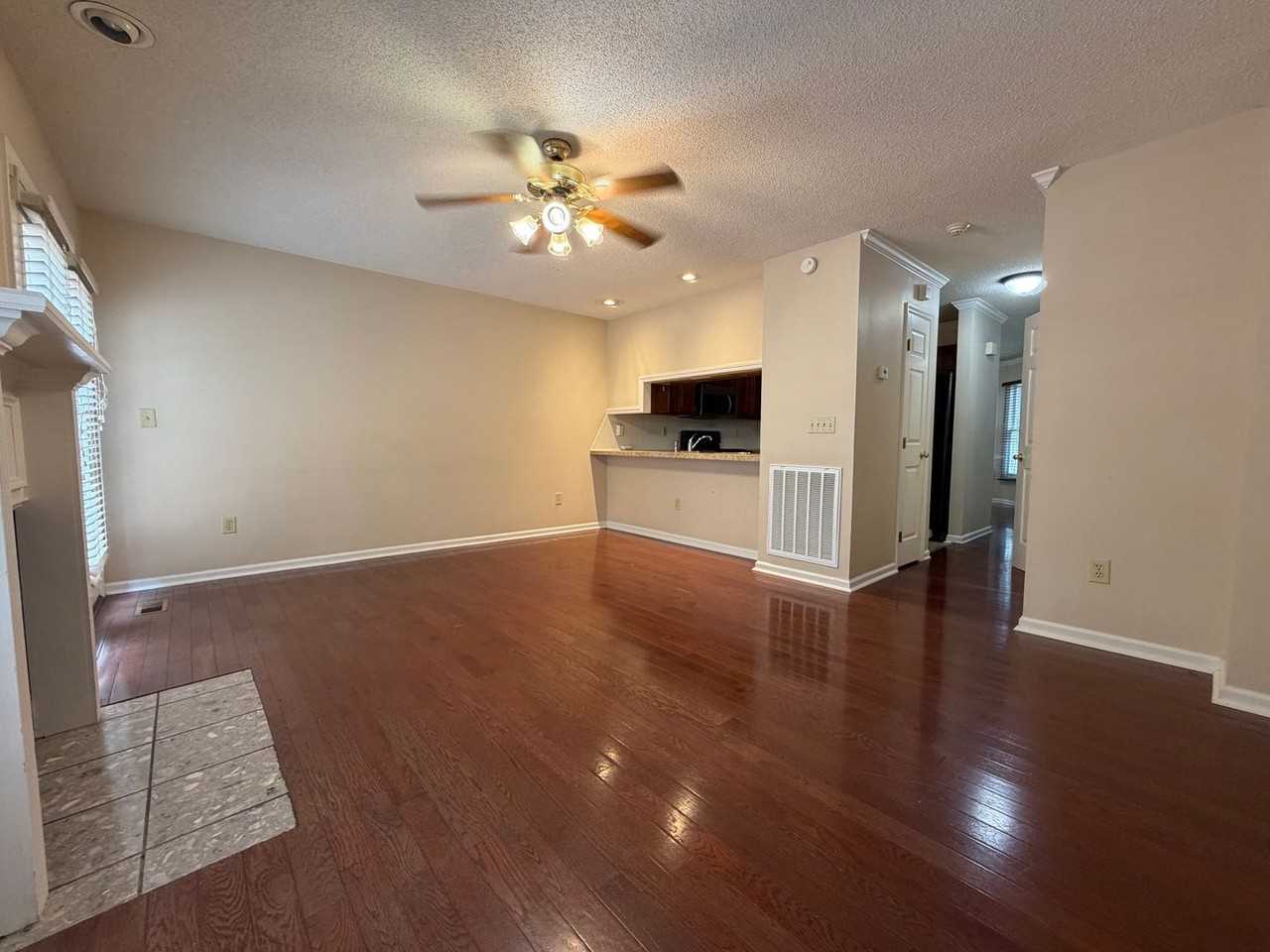 504 Ashley Oaks Private Dr - Photo 7 of 35