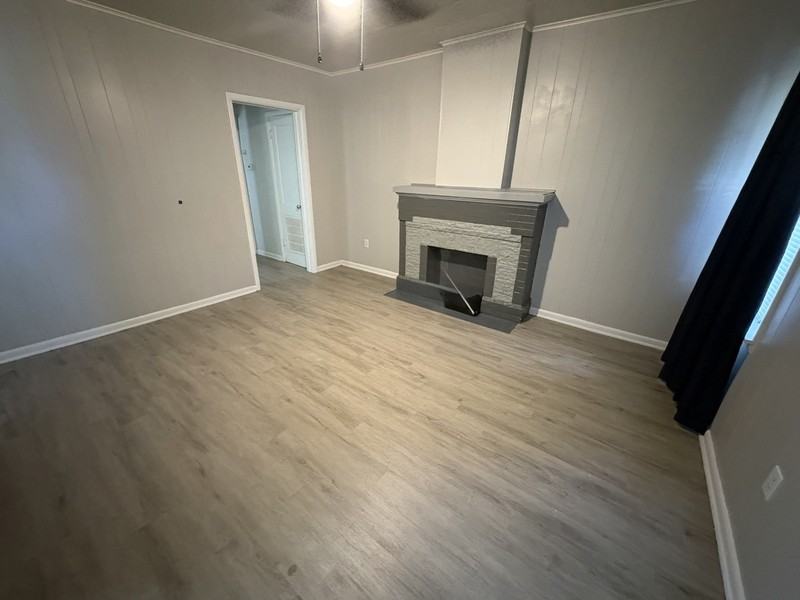 2614 E Archer St - Photo 2 of 6