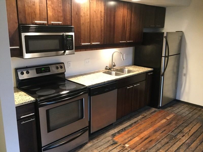 110 S 15th St #310 - Photo 2 of 9