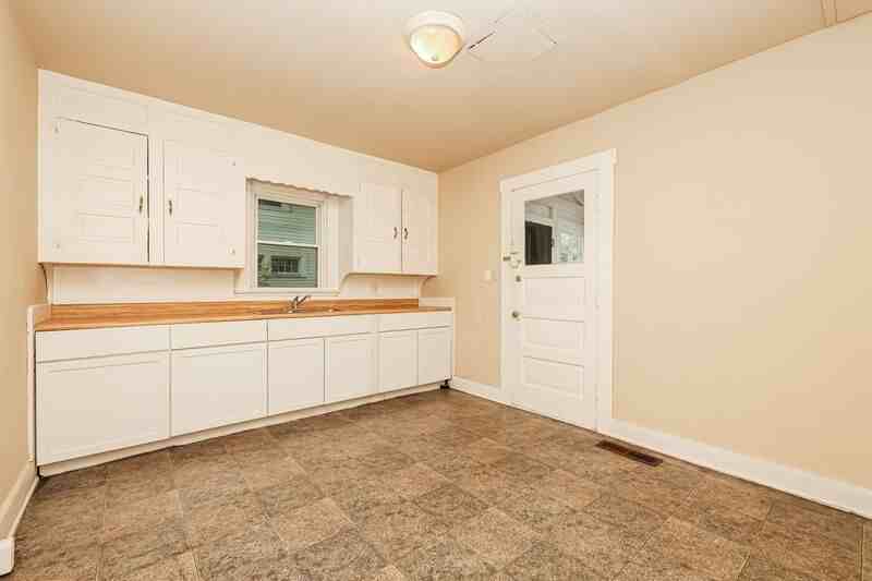 509/511 E Northern Ave #511 - Photo 3 of 9