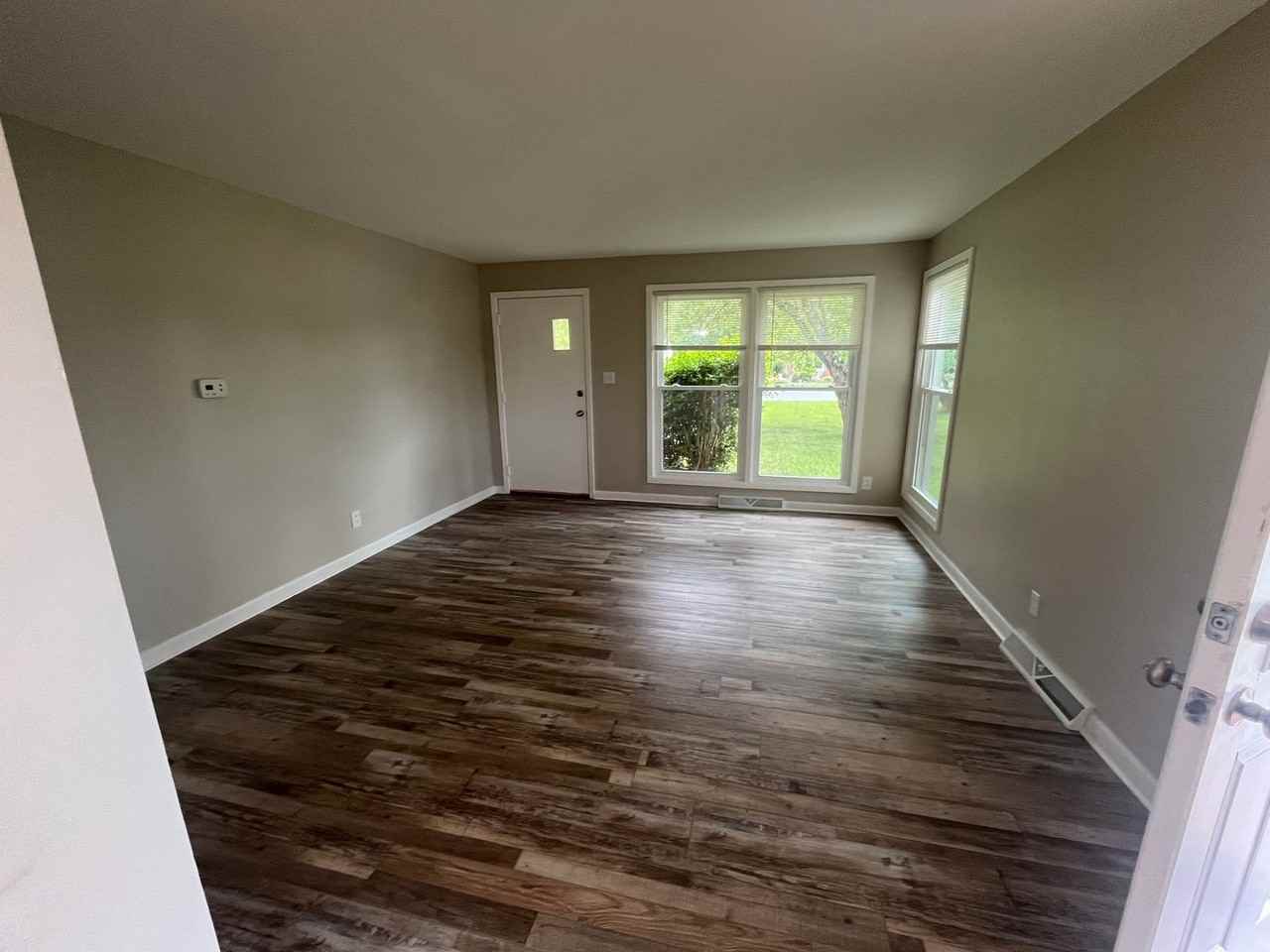 1000 Sandusky Dr - Photo 2 of 10