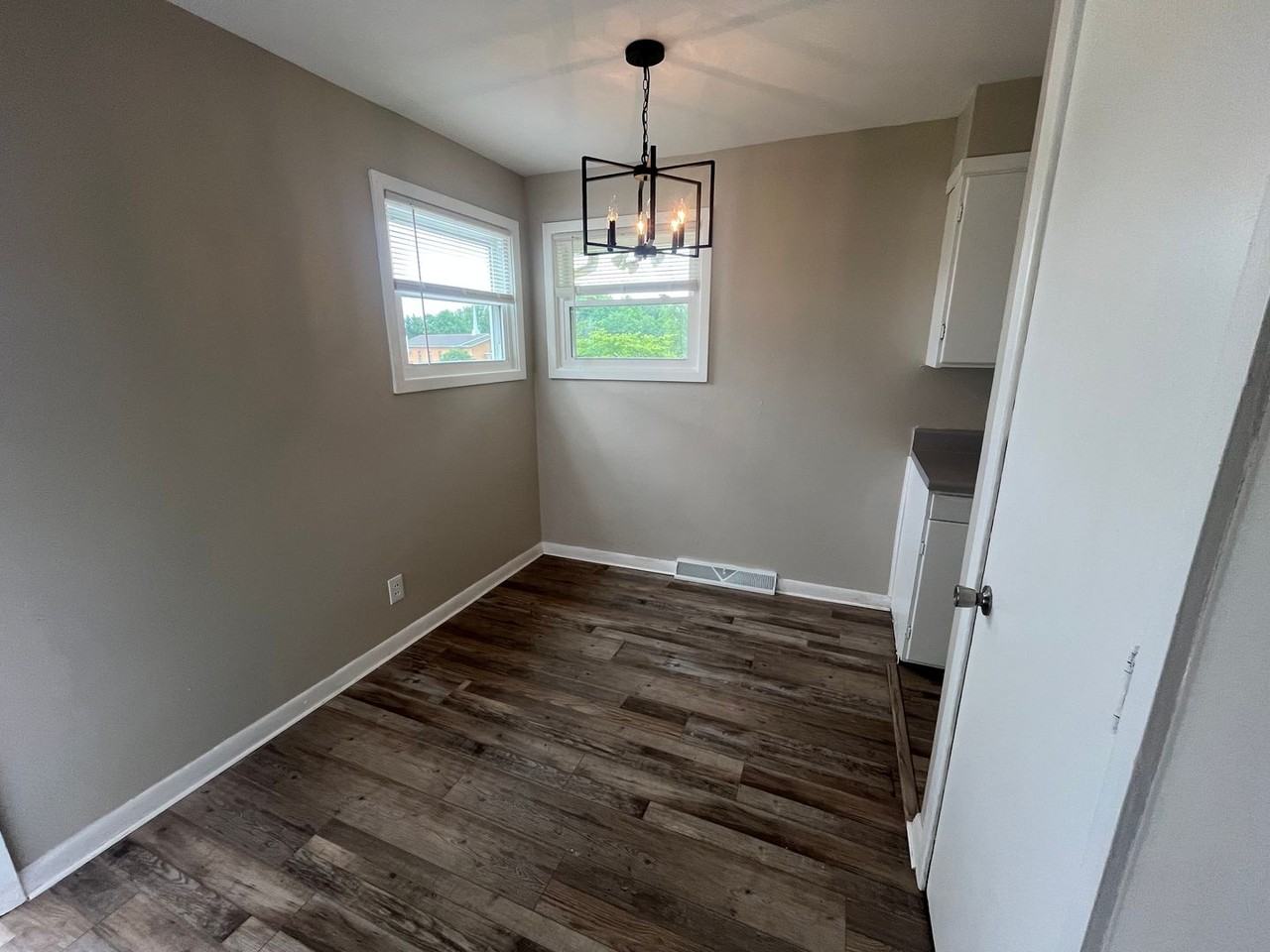 1000 Sandusky Dr - Photo 4 of 10