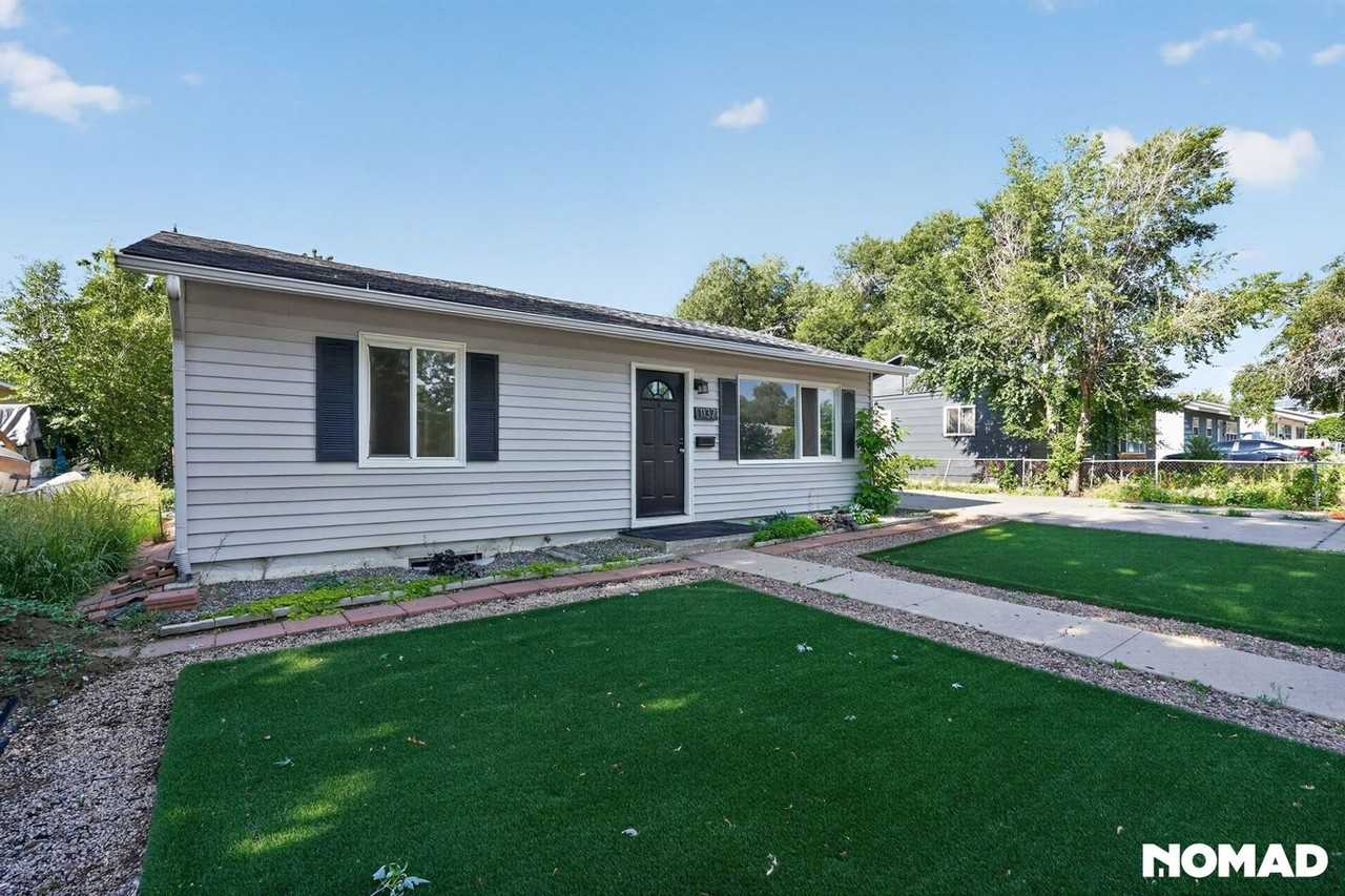 1137 Pando Ave - Photo 2 of 36
