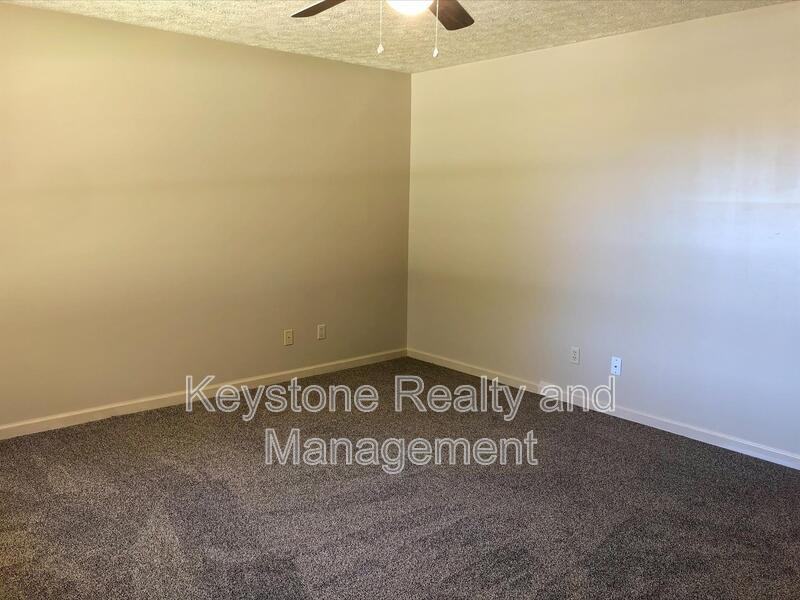 5869 Julien Rd - Photo 4 of 13