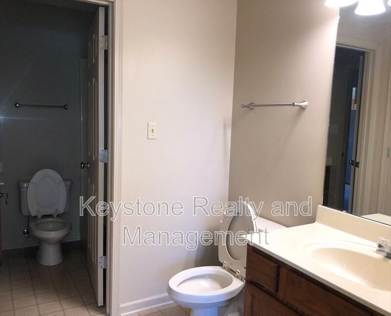5869 Julien Rd - Photo 7 of 13