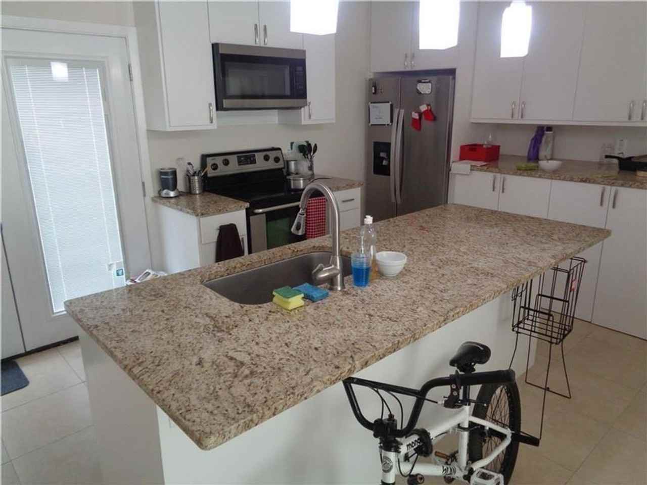 210 E 32nd St - Photo 3 of 24