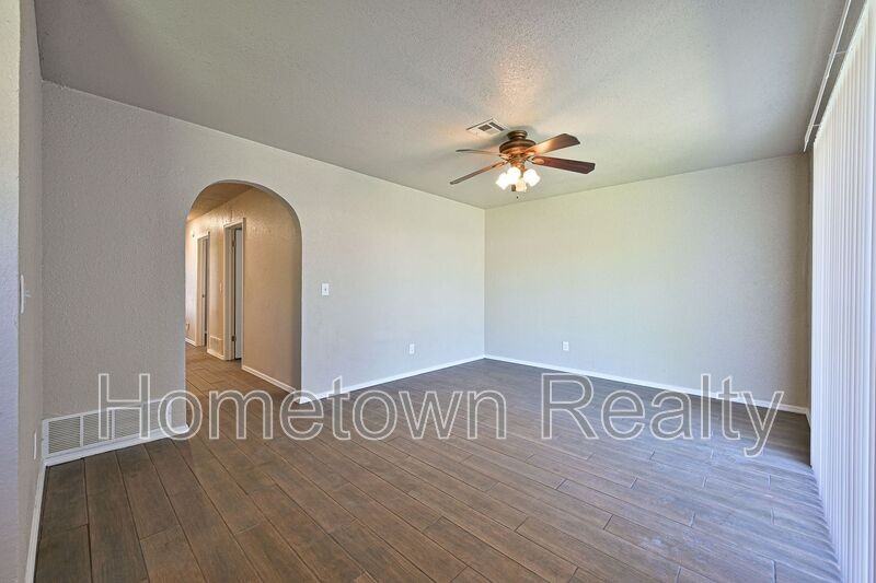 629 Lloyd Ave - Photo 6 of 20