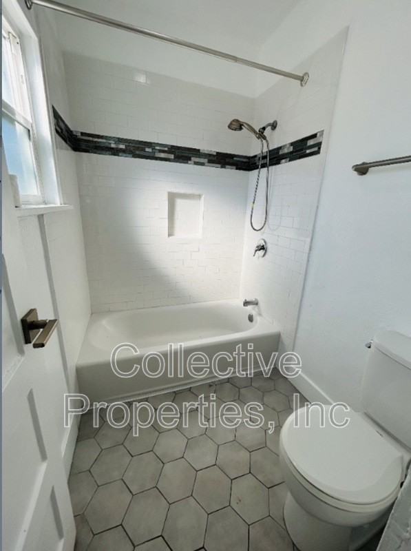 3752 37th St - Photo 5 of 12