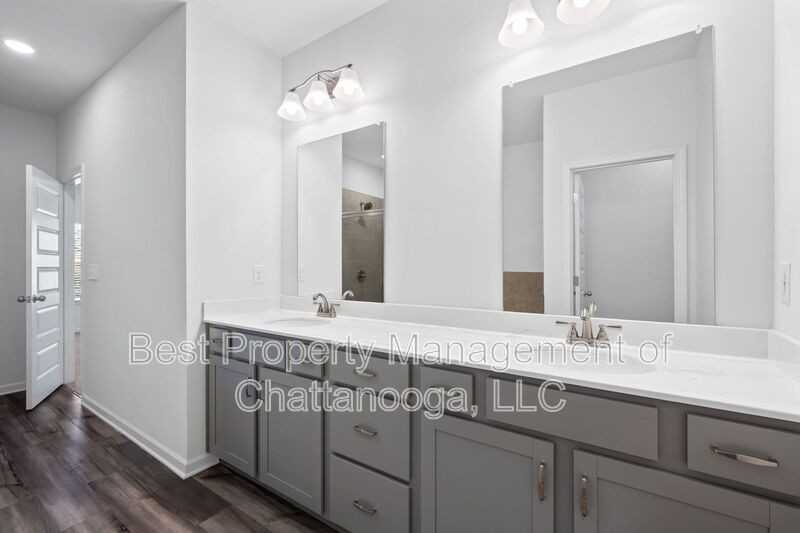 5149 Hornbeam Dr - Photo 6 of 36