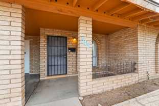 545 E Brown Rd - Photo 1 of 1