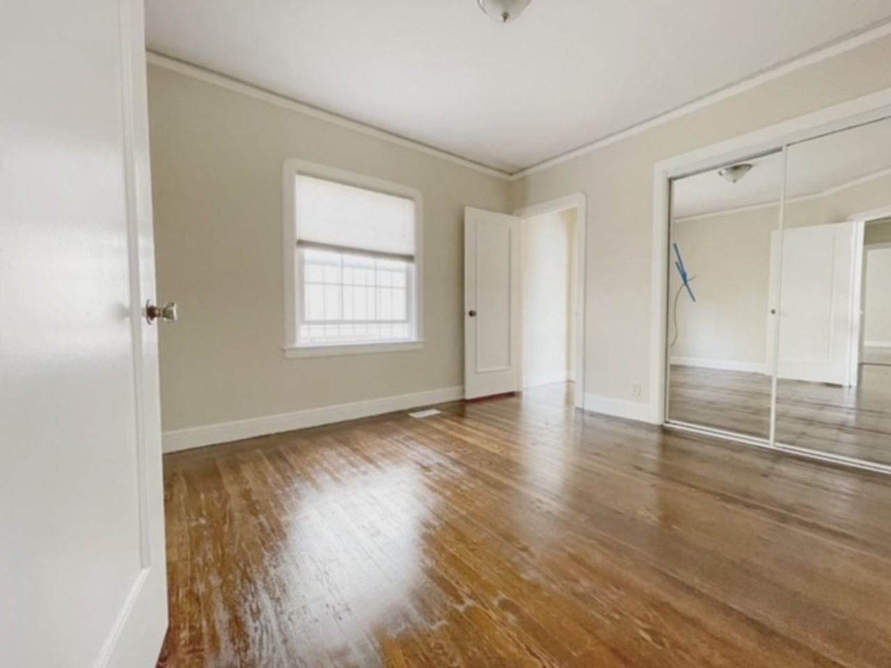 5307 Hillen Dr - Photo 4 of 17