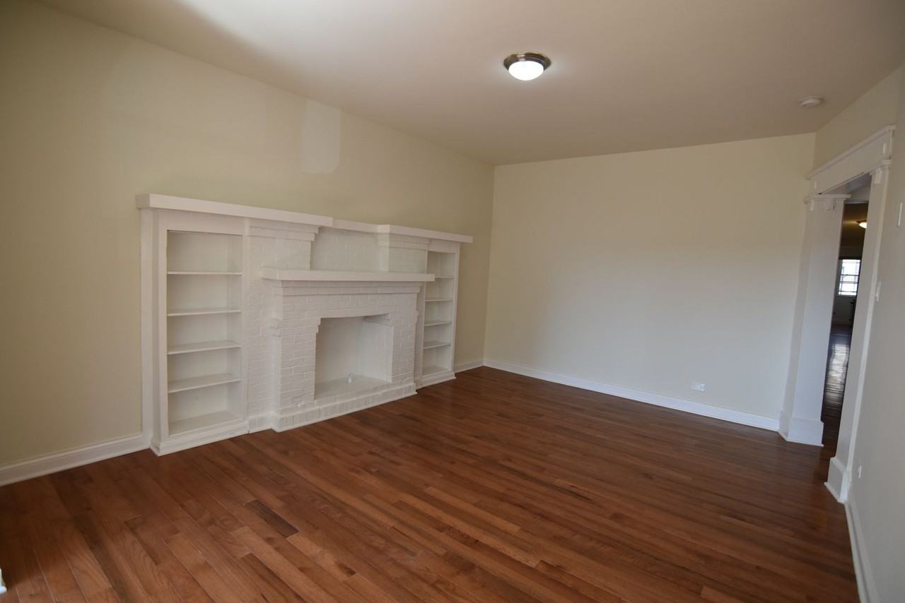 700 W. Grace - Photo 6 of 35