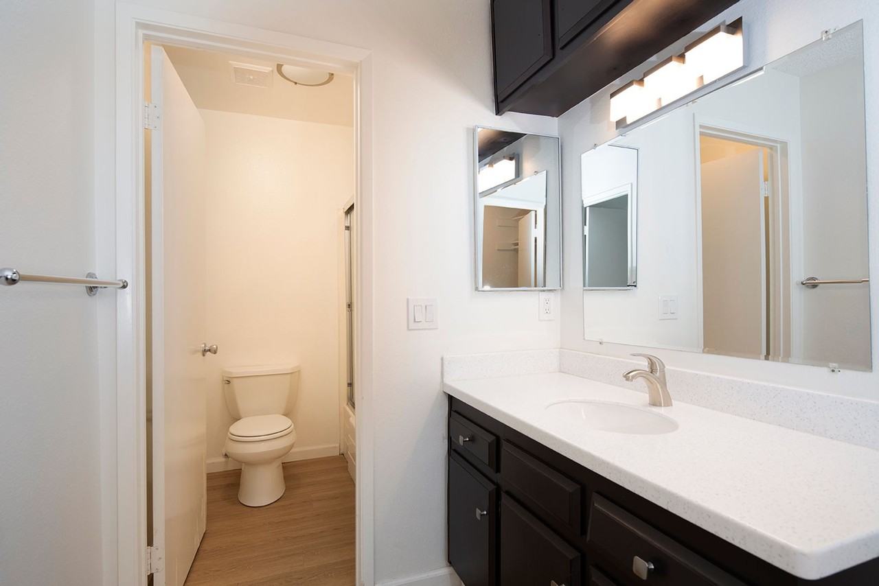 1656 Reed Ave - Photo 7 of 14