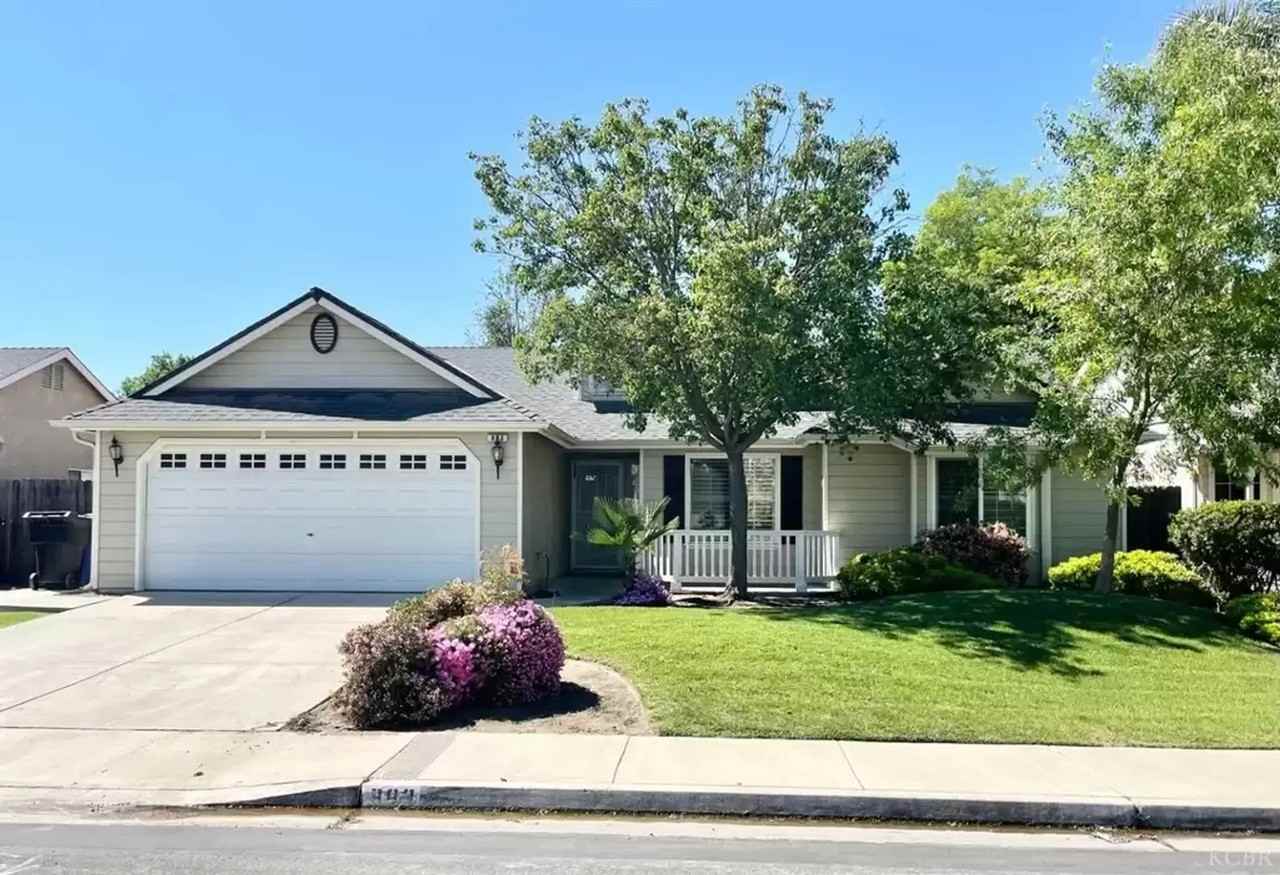883 W Julia Way - Photo 5 of 13