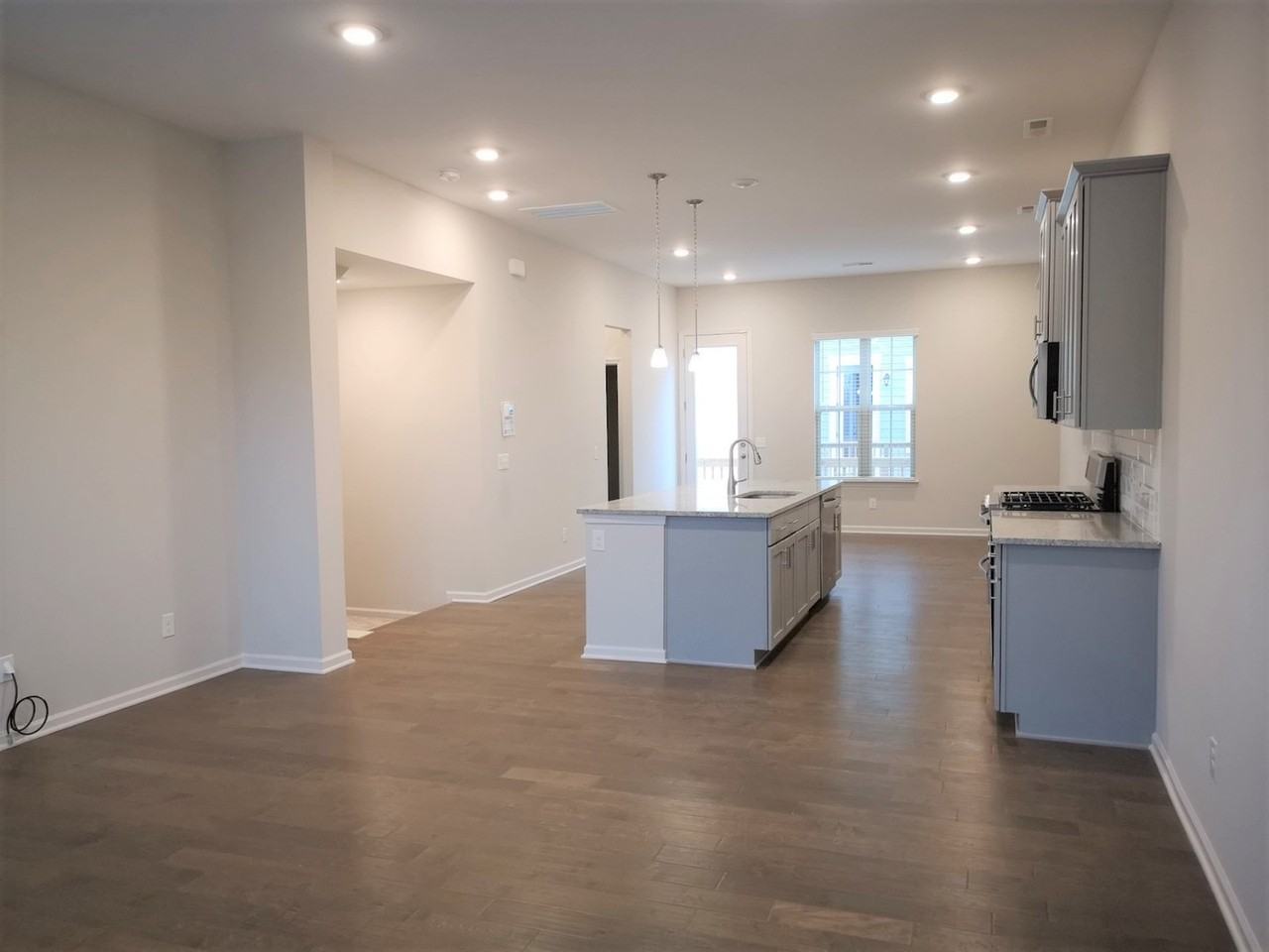 9537 Ainslie Downs St - Photo 6 of 18