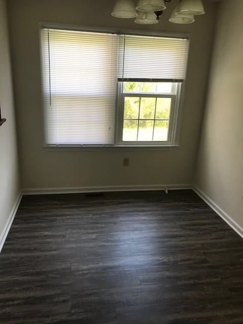 110 Courthouse Rd - Photo 3 of 6