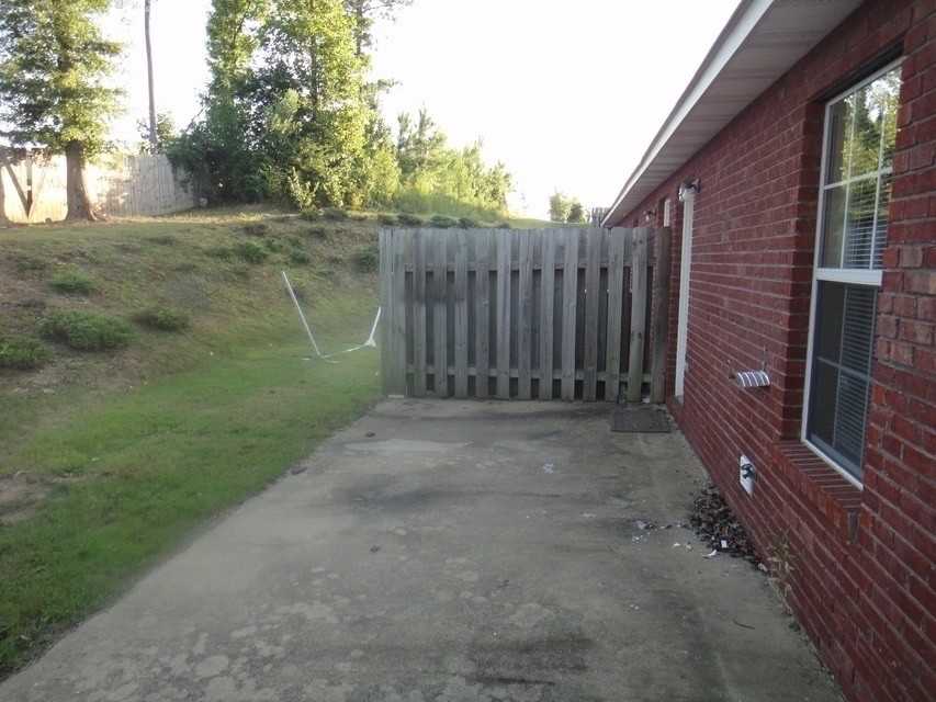 749 Yeager Ln - Photo 7 of 7