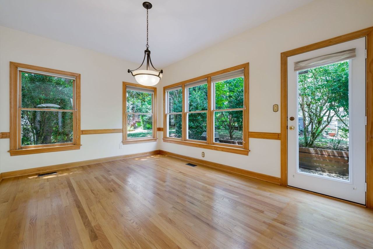 205 Columbia Pl W - Photo 5 of 15