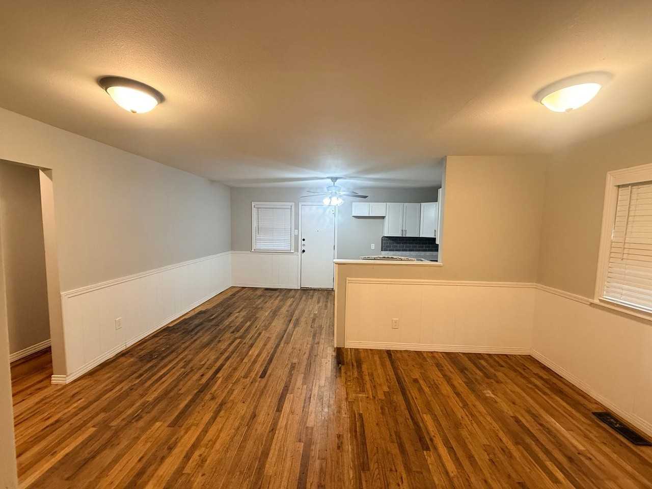 3126 38th St - Photo 5 of 13