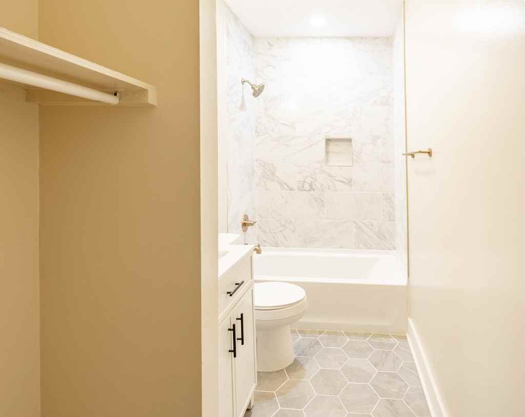 508 3rd Ave #508