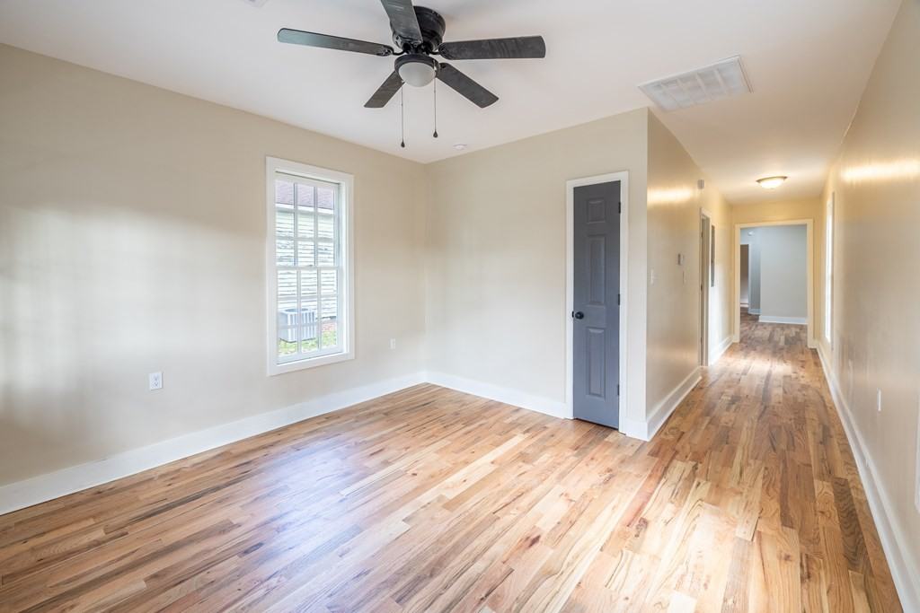 508 3rd Ave #508 - Photo 6 of 20