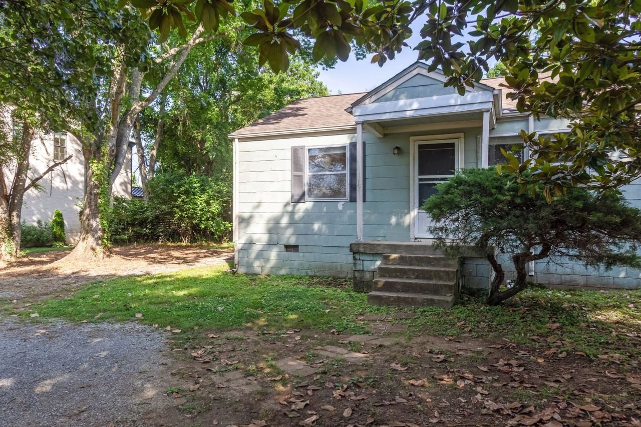 4104 Kimbark Dr - Photo 2 of 21