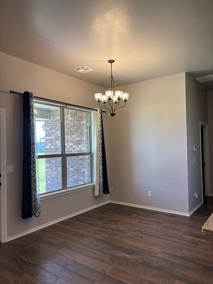 2209 E Grassland Ln - Photo 6 of 27