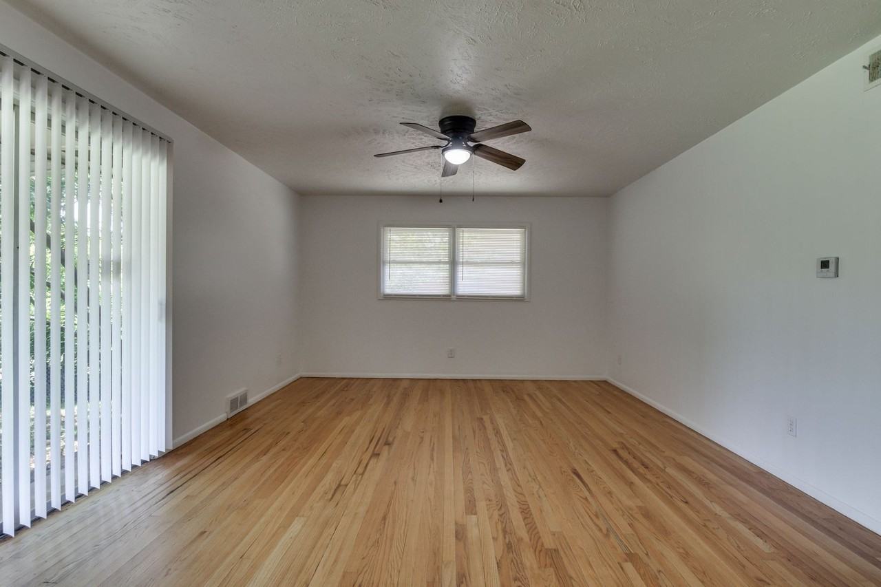 3516 Mount Pleasant Dr - Photo 5 of 44