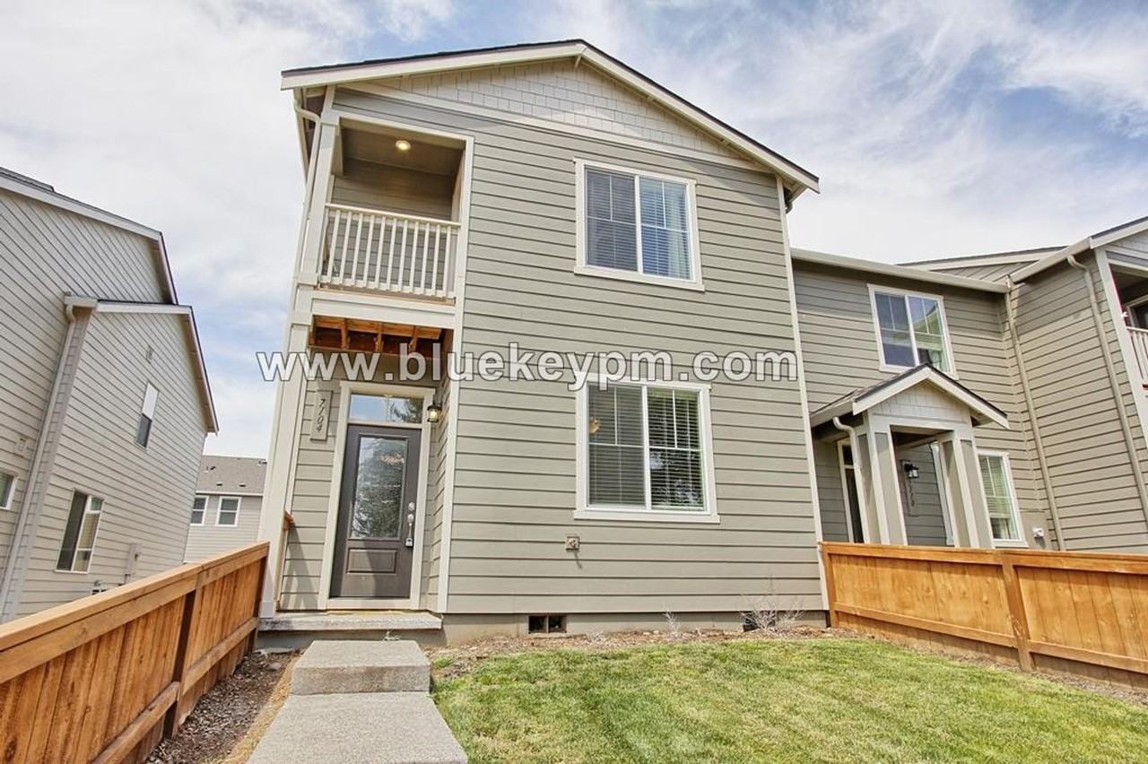 7104 Ne 155th Pl - Photo 2 of 13