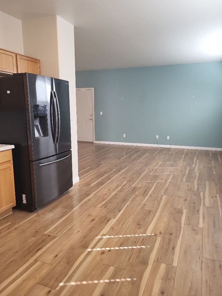 2396 Sapphire Ridge Way - Photo 4 of 22