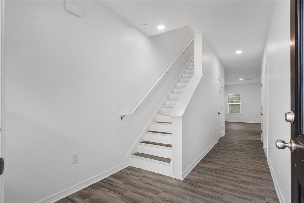 6329 Long St - Photo 3 of 21