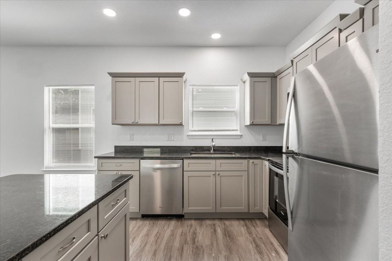 6329 Long St - Photo 6 of 21
